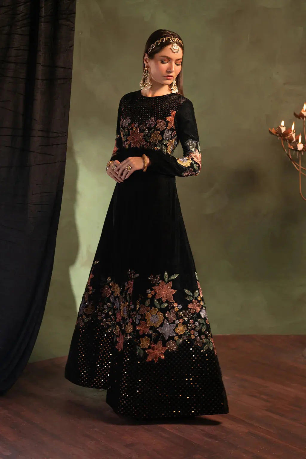 Velvet Flowery MW-4001 - Maysoon